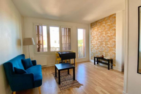Beau Studio Cosy et calme - face à la gare de Rosny-sous-Bois - 20mn de Paris et Disneyland